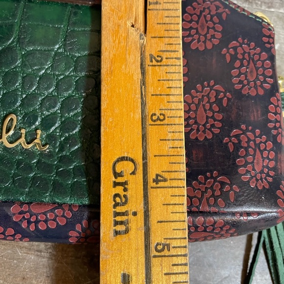 Holii Made In India Handmade Real Leather Clutch Wallet with Tassel - Picture 10 of 11